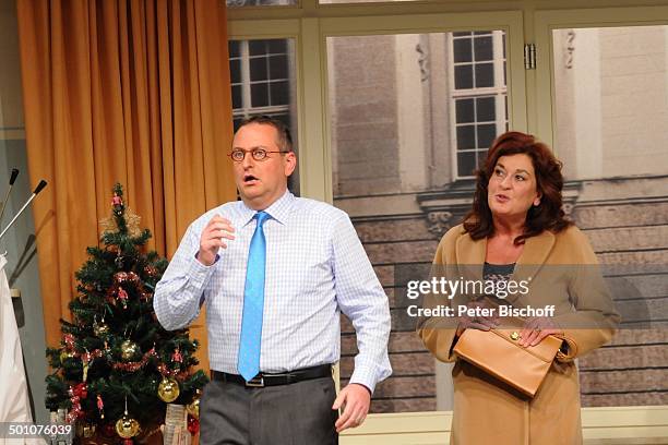 Volker Heißmann, Judith Pfistner, Premiere vom Theaterstück "Alles auf Krankenschein", Comödie, Fürth, Bayern, Deutschland, Europa, Bühne,...