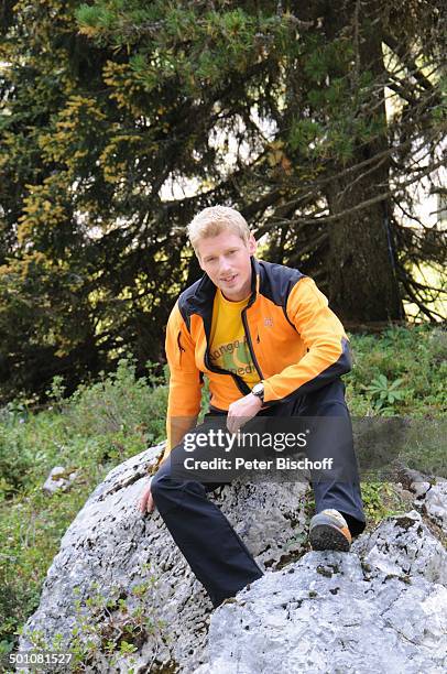 Martin Gruber, ZDF-Serie "Die Bergwacht", Ramsau am Dachstein, Steiermark, Österreich, Europa, Gebirge, Alm, Uniform, Kletterer, Sport, Ganzkörper,...