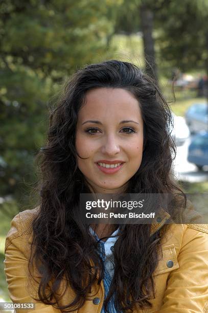 Stephanie Stumph, Porträt, geb.: 07. Juli 1984, Sternzeichen: Krebs, ZDF-Serie "Die Bergwacht", Ramsau am Dachstein, Steiermark, Österreich, Europa,...