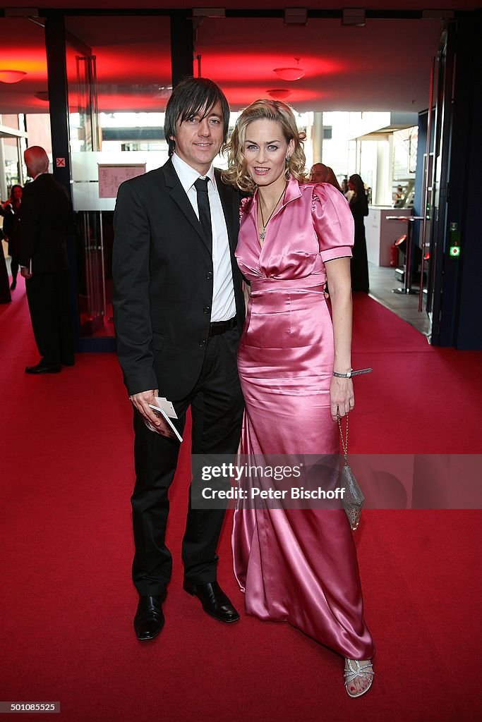 Gesine Cukrowski, Lebensgefährte Michael Helfrich, Sat.1-Gala Verleihung 'Deutscher Fernsehpreis 2009', 'Coloneum', Köln, Nordrhein-Westfalen, Deutsch