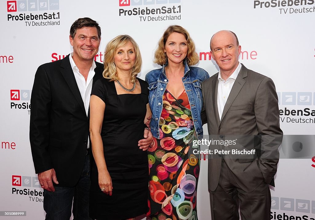 Michael Müller, Petra Nadolny, Susanne Pätzold, Peter Nottmeier (v.li.n.re., Darsteller Comedy-Show 'Switch reloaded'), Gala 'ProSieben Sat.1 Summerti