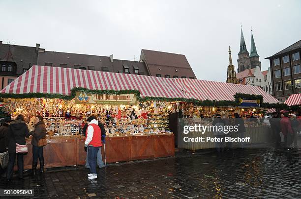 Christkindlmarkt , Nürnberg, Bayern, Deutschland, Europa, Weihnachtsmarkt, Weihnachten, Advent, Weihnachtszeit, Adventszeit, Kirche, Reise BB, FTP;...