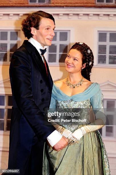 Hannah Herzsprung , Sabin Tambrea , Kinofilm " Ludwig II." zum 125. Todesjahr, "Bavaria Filmstudio", München, Bayern, Deutschland, Europa, Kostüm,...