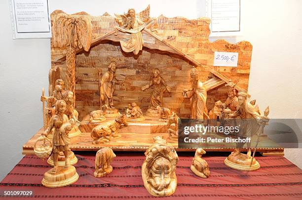 Holz-Krippe auf Weihnachtsmarkt, Rothenburg ob der Tauber, Landkreis Ansbach, Bayern, Deutschland, Europa, Weihnachten, Weihnachtszeit,...