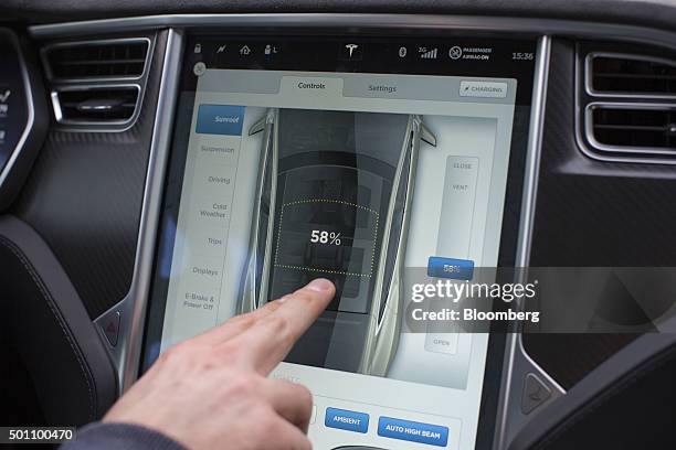 Check Car Computer System 1,362 Car Computer System Stock Photos, High-Res Pictures, and Images ...