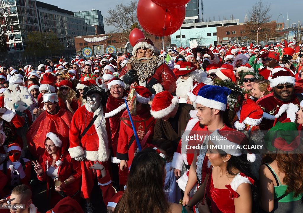 US-ENTERTAINMENT-SANTACON