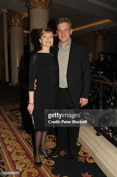 Johanna Christine Gehlen, Ehemann Sebastian Bezzel, Gala "Movie meets Media", Internationale Filmfestspiele, 60. "Berlinale", Hotel "Ritz Carlton",...