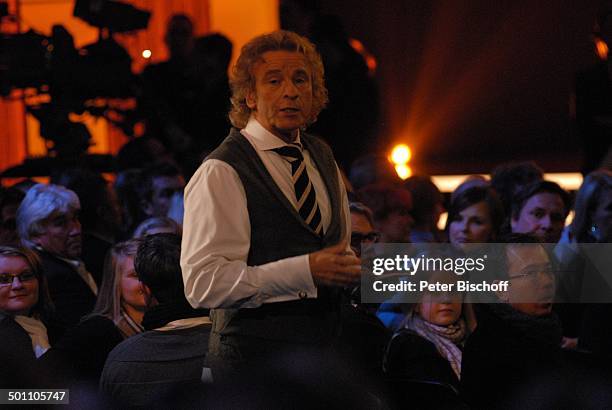 Thomas Gottschalk , ZDF-Jahresrückblick-Show "Menschen 2010", Bavaria-Studio, München, Bayern, Deutschland, Europa, Bühne, Publikum, Promi BB, FTP;...