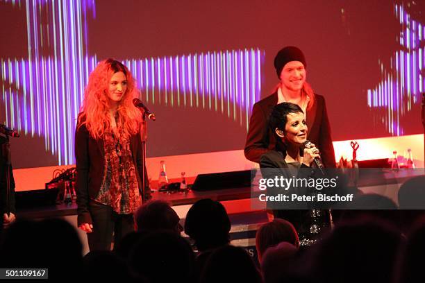 Nena , Tochter Larissa Kerner , Sohn Sakias Kerner , Verleihung Gala "Deutscher Medienpreis" 2011 für herausragende Symbole der Menschlichkeit,...