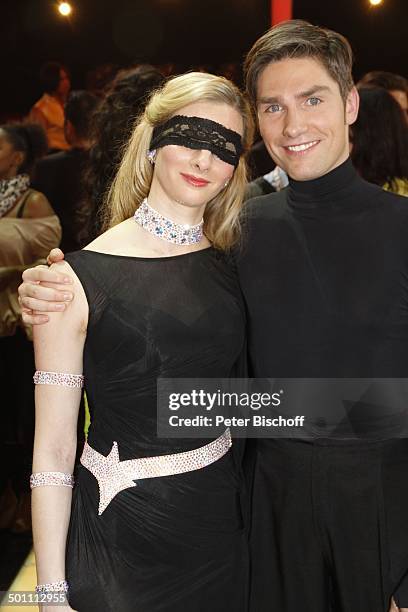 Joana Zimmer mit Tanzpartner Christian Polanc, 2. Show der 5. Staffel der RTL-Tanzshow "Let's Dance", Köln, Nordrhein-Westfalen, Deutschland, Europa,...