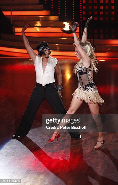 Magdalena Brzeska mit Tanzpartner Erich Klann, 2. Show der 5. Staffel der RTL-Tanzshow "Let's Dance", Köln, Nordrhein-Westfalen, Deutschland, Europa,...