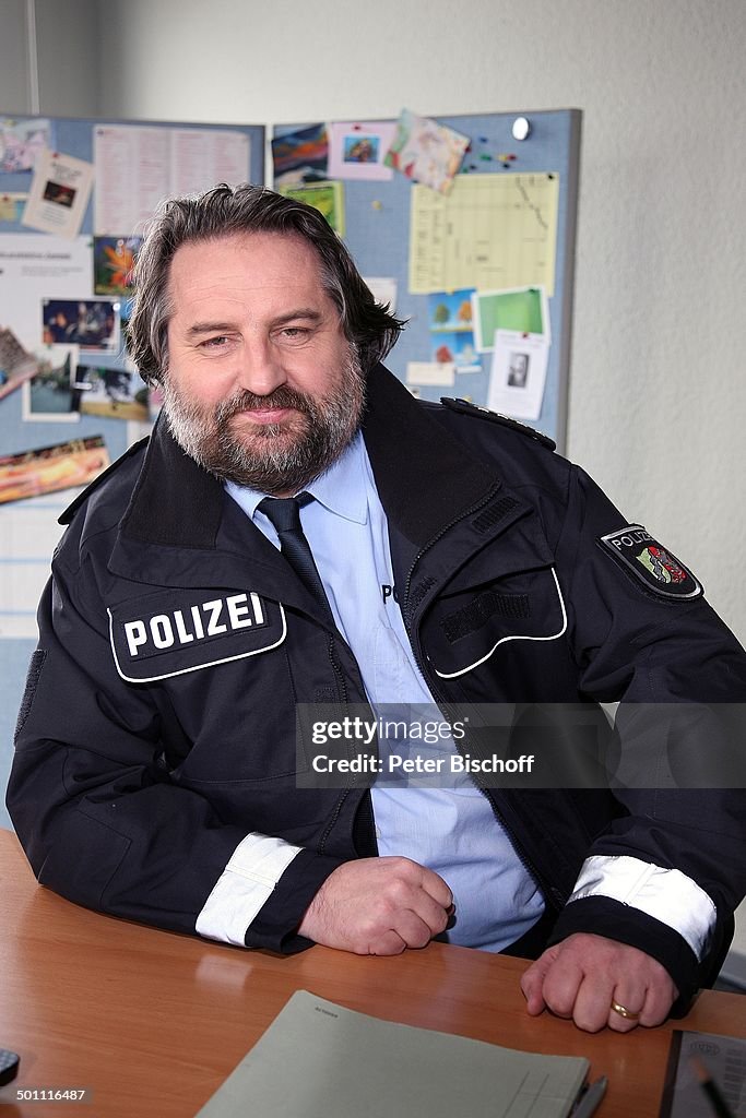 Andreas Windhuis, WDR Serie "Ein Fall für die Anrheiner",... News Photo