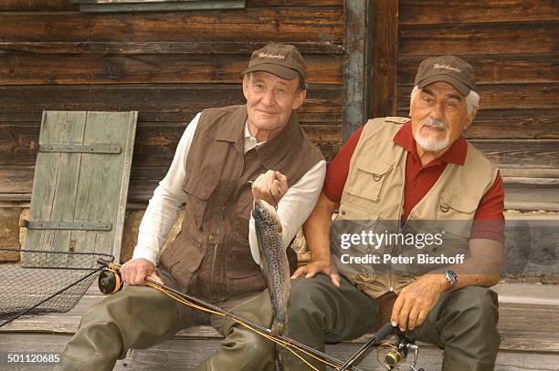 Mario Adorf , Michael Mendl , ZDF-Komödie "Krokodil", Antdorf bei Penzberg, Bayern, Deutschland, Europa, Angel, Angelausflug, Fisch, Tier,...