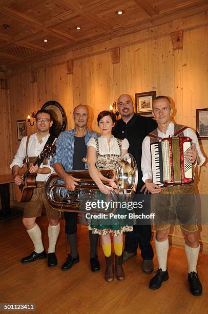 Marlene Morreis , Robert Joseph Bartl , Volksmusikgruppe "Loisachbuam" mit Manuel Gayer , Reinhard Hoffmann und Wolfgang Gleixner , neue ZDF-Serie...