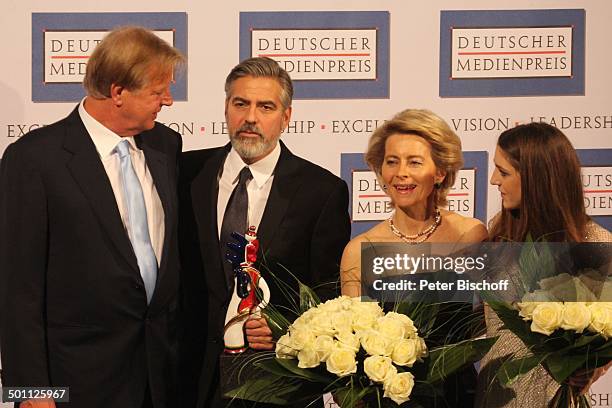 Karlheinz K?gel , George Clooney , Dr. Ursula von der Leyen , S?ngerin Birdy , Verleihung Gala "Deutscher Medienpreis" 2012 f?r herausragende Symbole...