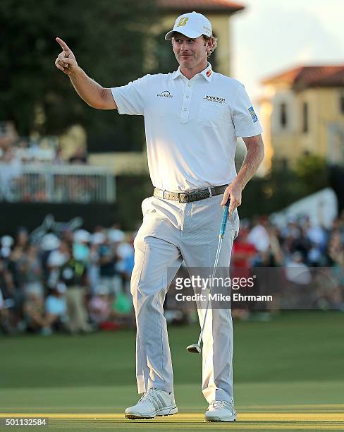 Brandt Snedeker reacts to a birdie putt on the 18th hole during the final round of the Franklin Templeton Shootout at Tiburon Golf Club on December...