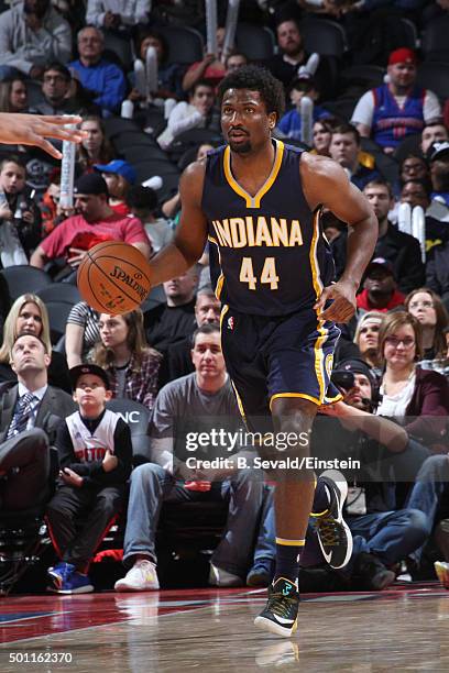 Solomon Hill of the Indiana Pacers handles the ball against the Detroit Pistons on December 12, 2015 at The Palace of Auburn Hills in Auburn Hills,...