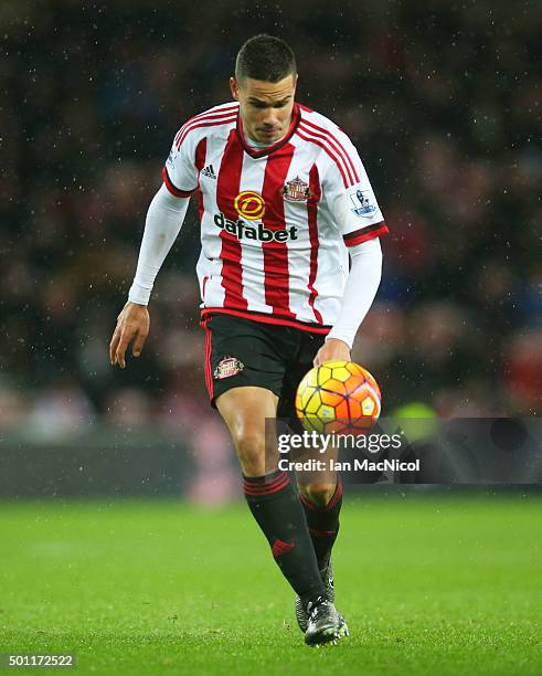 Jack Rodwell of Sunderland controls the ball during the Barclays Premier League match between Sunderland and Watford at The Stadium of Light on...