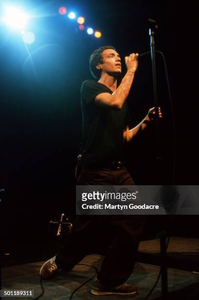 Brandon Boyd of Incubus performs on stage in London, United Kingdom, 2000.