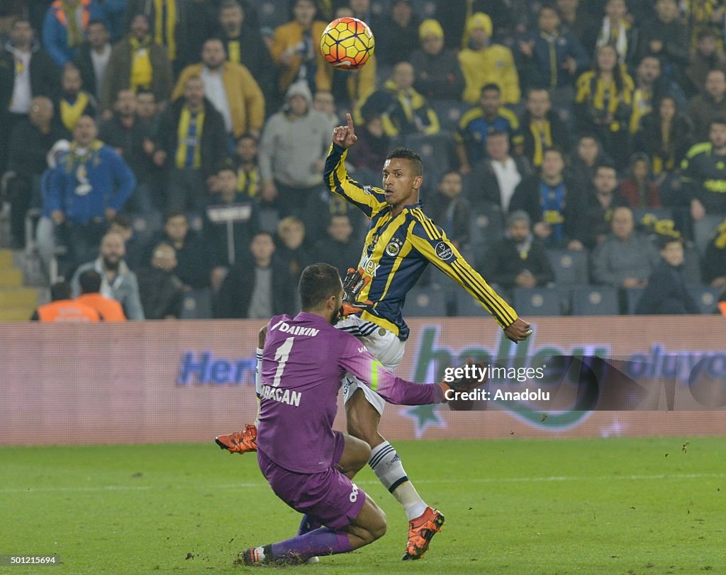 Fenerbahce vs Medipol Basaksehir - Turkish Spor Toto Super League