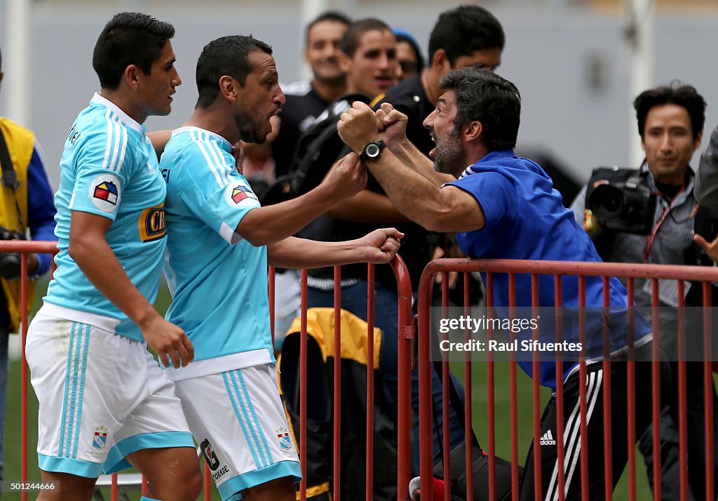 Sporting Cristal v FBC Melgar - Torneo Descentralizado 2015