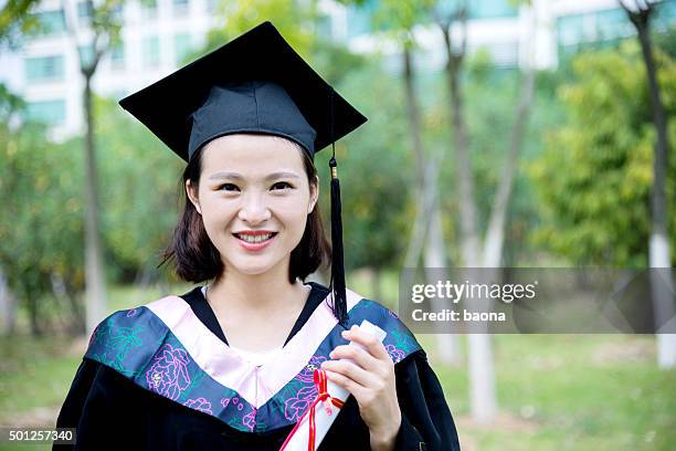 Chinese Spring Graduation Cap Graduation Green Cap Photos and Premium High Res Pictures - Getty Images