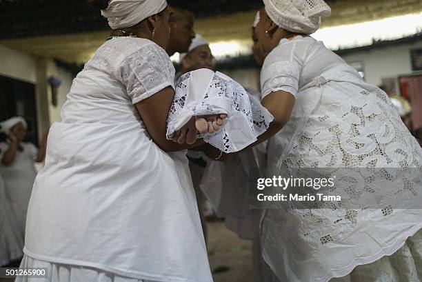 Candom Using Image Candomble Worshippers Hold Ceremony In Brazil Photos and Premium High ...