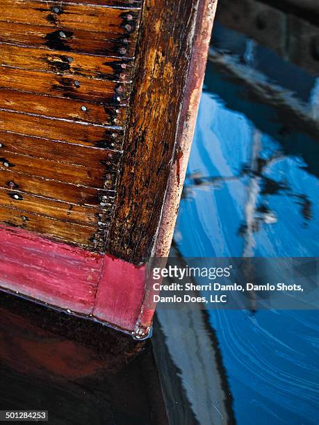 reflection of a boat - damlo does stock pictures, royalty-free photos & images