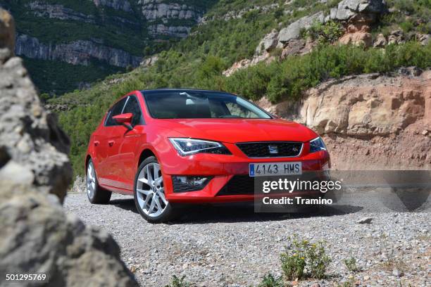 seat leon fr at the international press launch - sunny leon stock pictures, royalty-free photos & images