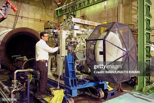 Engineer Running Photos and Premium High Res Pictures - Getty Images
