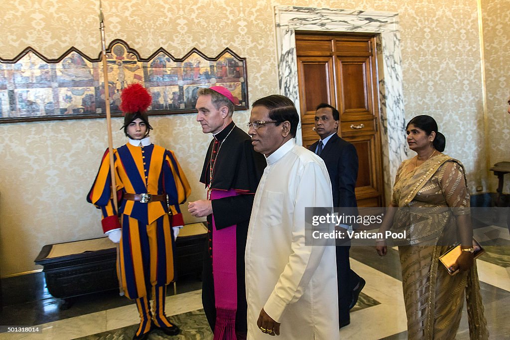 Pope Meets With Sri Lanka President