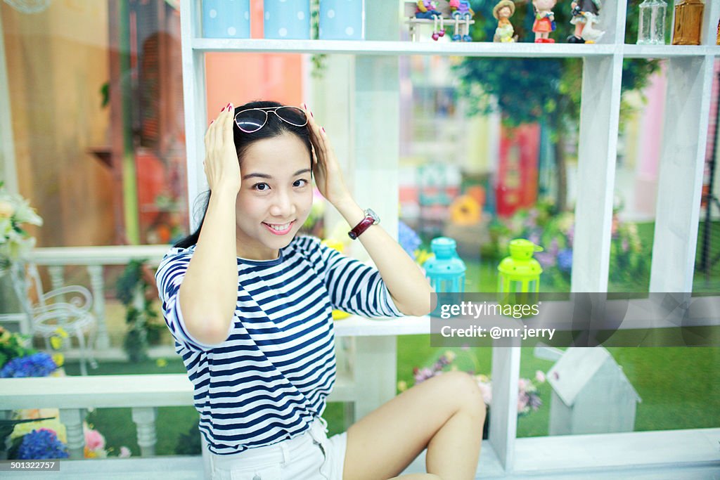 Beautiful woman with sunglasses.