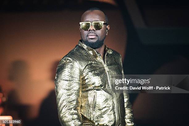 Maitre Gims performs at AccorHotels Arena on December 14, 2015 in Paris, France.