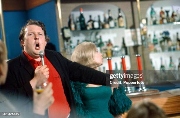 Willie Raston Willie Rushton Photos and Premium High Res Pictures - Getty Images