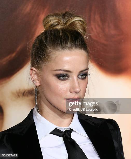 Amber Heard attends the premiere of Focus Features' 'The Danish Girl' at Westwood Village Theatre on November 21, 2015 in Westwood, California.