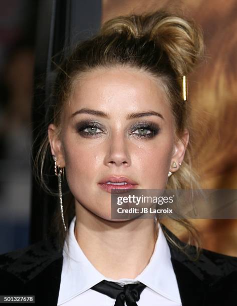 Amber Heard attends the premiere of Focus Features' 'The Danish Girl' at Westwood Village Theatre on November 21, 2015 in Westwood, California.