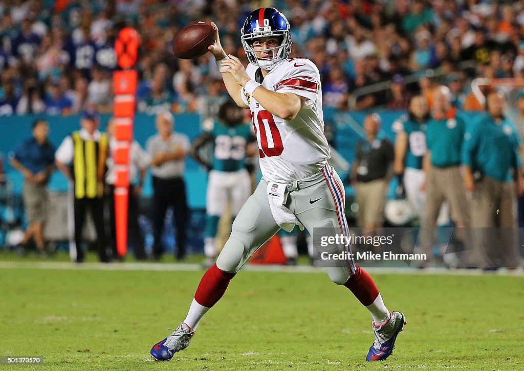 New York Giants v Miami Dolphins