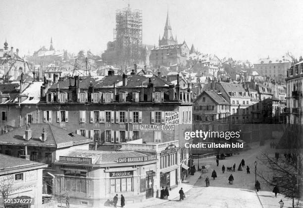 Switzerland, canton of Vaud, Lausanne: view of the town, the Cathedral Notre Dame in the background - probably in the 1910s