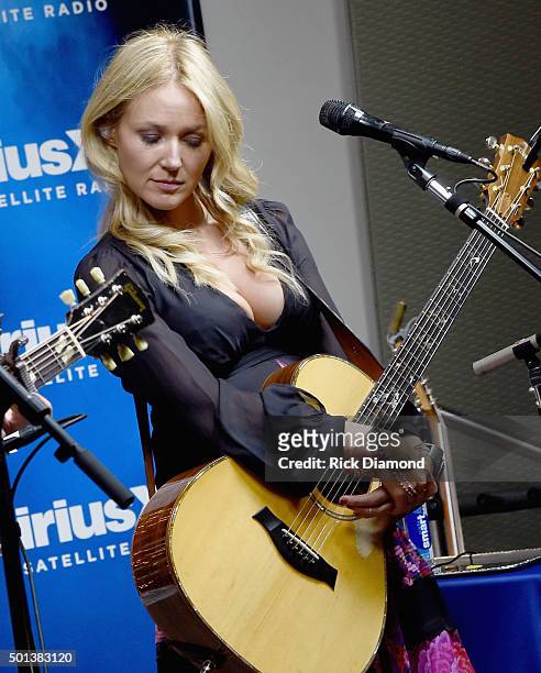Jewell performs during "Let It Snow" SiriusXM Acoustic Christmas With Jewel And Shawn Mullins at SiriusXM Music City Theatre on December 14, 2015 in...