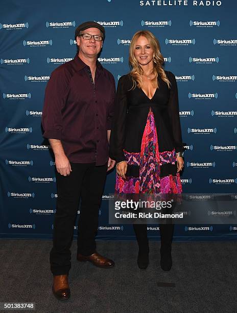 Let it Snow" SiriusXM Acoustic Christmas With Jewel And Shawn Mullins at SiriusXM Music City Theatre on December 14, 2015 in Nashville, Tennessee.