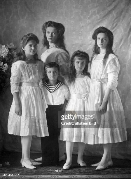Alexei Nikolaevich Romanov Tsarevich of Russia only son of Russian emperor Nicholas II with his sisters Maria , Olga , Anastasia und Tatiana - around...
