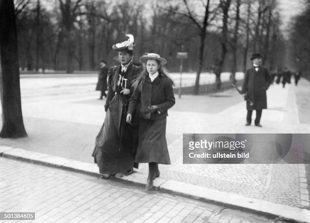 Viktoria Luise of Prussia Only daughter of German Emperor Wilhelm II The 13 years old Princess on a walk in the Tiergarten Park in Berlin accompanied...