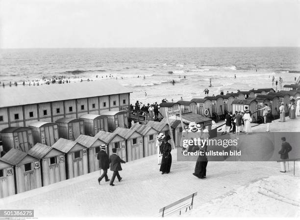 Norderney island, North Sea: view of the public baths for families - in the 1910s