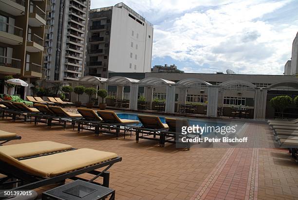 Swimming-Pool vom "Marriott Hotel", an der "Copacabana", S t r a n d in Rio de Janeiro, Brasilien, Südamerika, Sonnen-Liege, Reise, NB, DIG;...