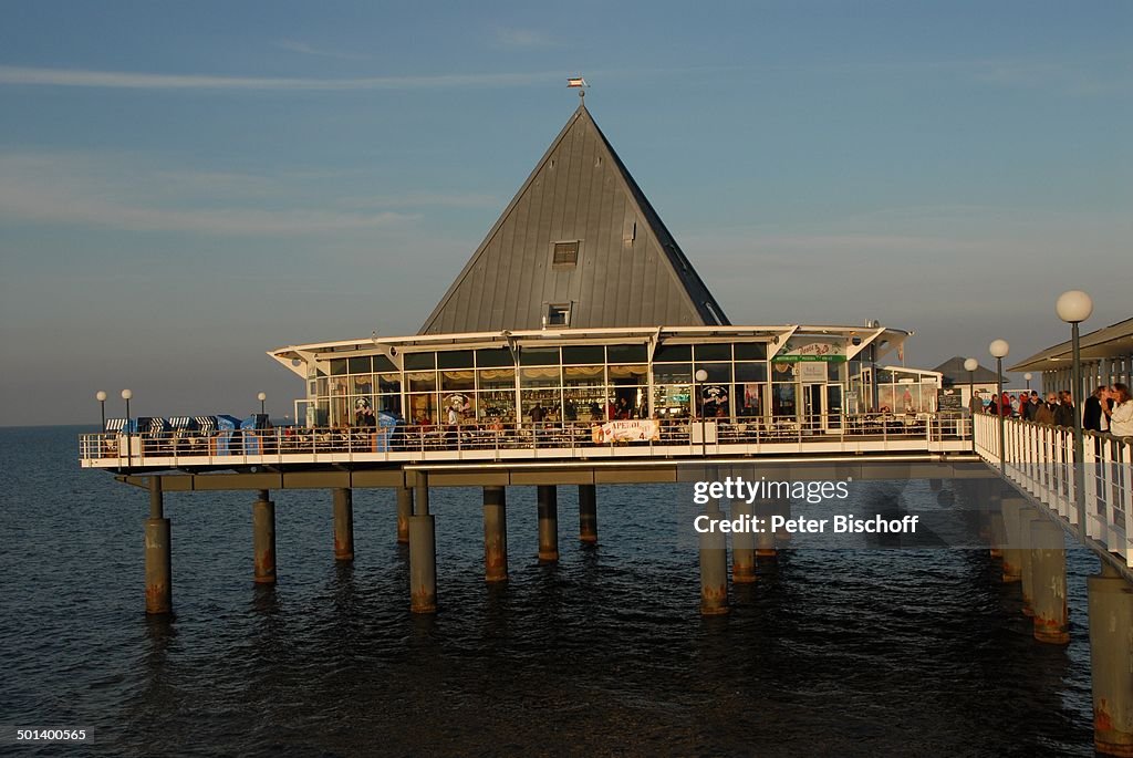 Italienisches Restaurant "Ponte Rialto" auf Seebrücke, Ostseebad Heringsdorf bei Ahl