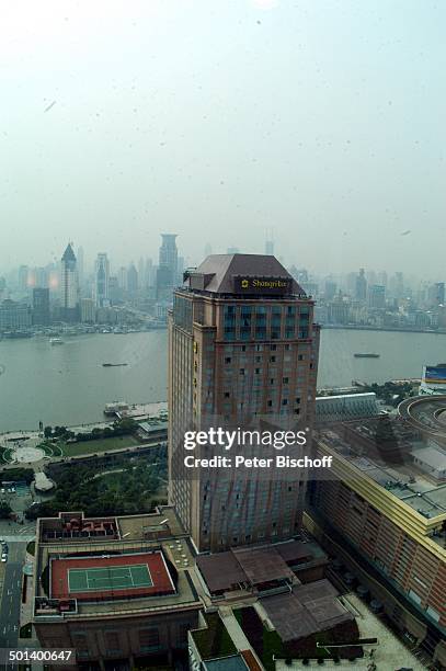 Blick auf Hotel "Shangri-La" und Prachtstraße "Bund", Stadtteil Pudong, Shanghai, China, Asien, Skyline, Fluss "HuangPu", Reise, BB, DIG; P.-Nr.:...