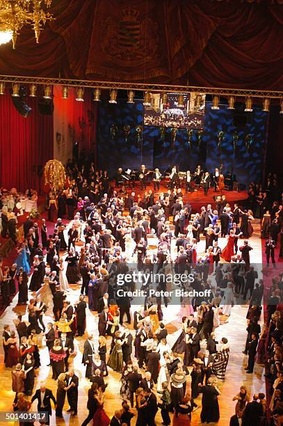 Gäste beim Tanz, 1. Dresdner "Semper-Opernball", "Semper Oper", Dresden, Sachsen, Deutschland, Europa, tanzen, Promi, BB, DIG; P.-Nr.: 018/2006, ;