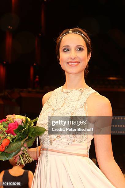 Stephanie Stumph , Preis-Verleihung 23. "Hessischer Film- und Kinopreis 2013", Alte Oper, Frankfurt, Hessen, Deutschland, Europa, Roter Teppich,...