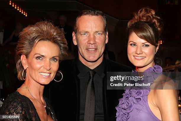 Liane Wirzberger , Henry Maske , Kerstin Landur , Gala 32. "Deutscher Sportpresseball", Alte Oper, Frankfurt, Hessen, Deutschland, Europa,...