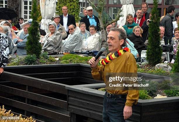 Uwe Kramm , Publikum, Fans , Party zum Ende von "Heinos Rathaus Café" nach 16 Jahren und Neu-Eröffnung vom "Heino Café" im umgebauten alten Kurhaus ,...